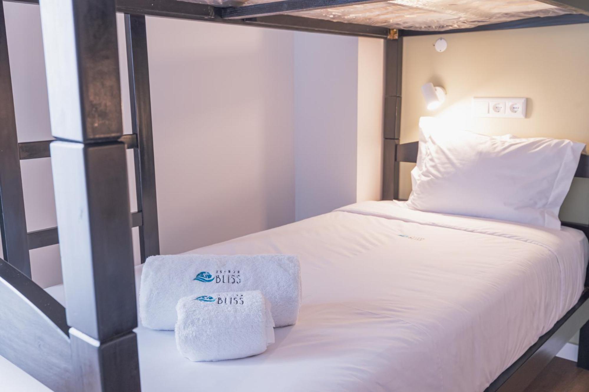 Island Bliss Hostel Ponta Delgada  Luaran gambar