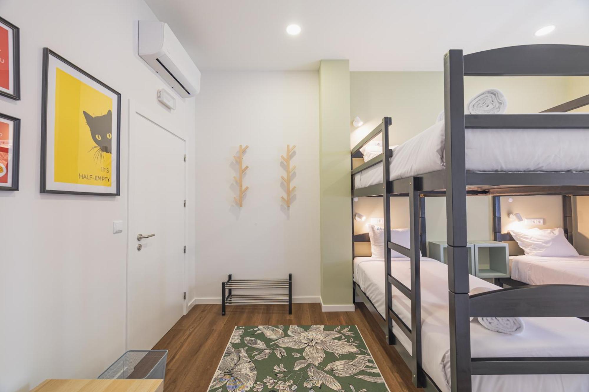 Island Bliss Hostel Ponta Delgada  Luaran gambar